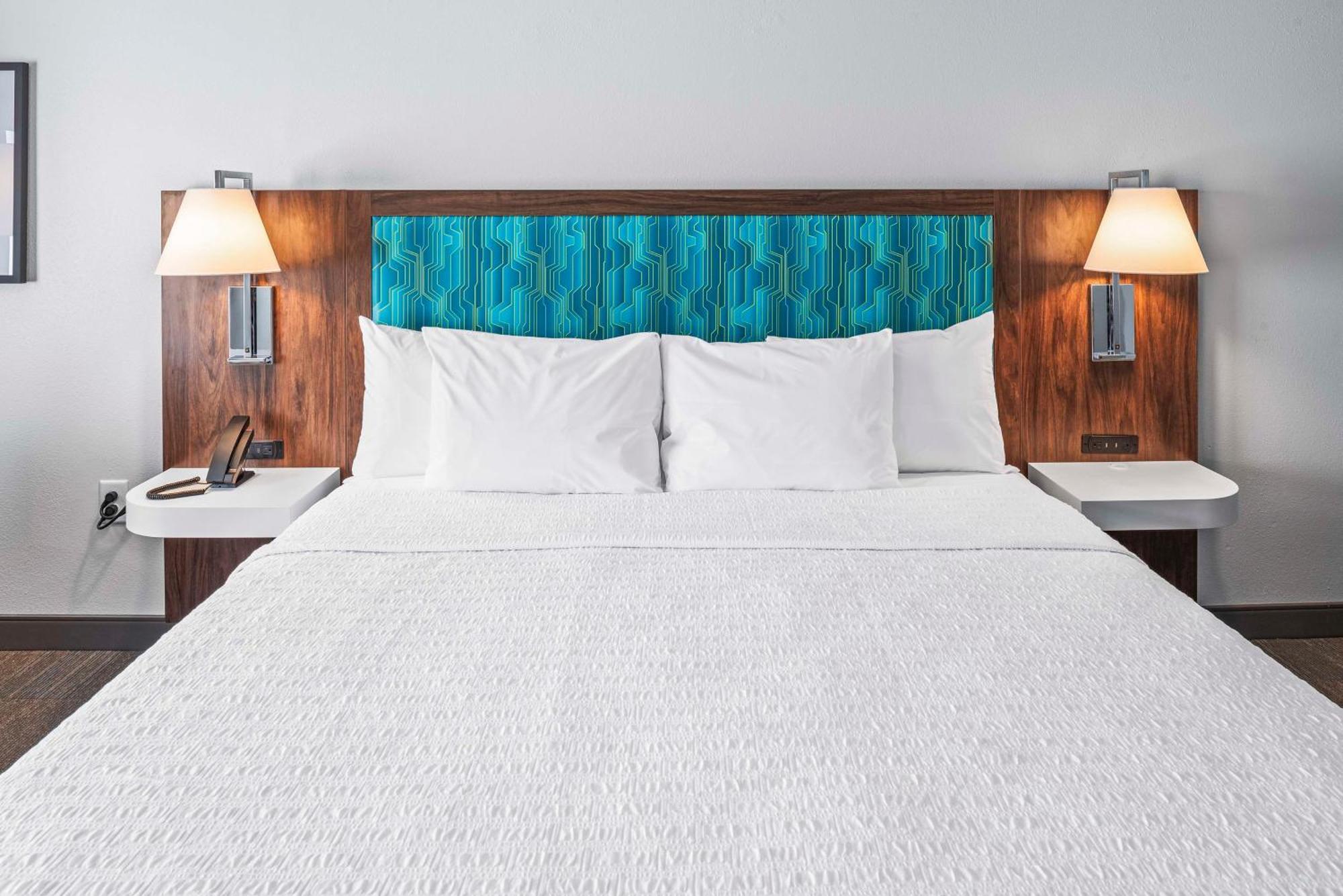 Hampton Inn Columbus-North Exteriér fotografie