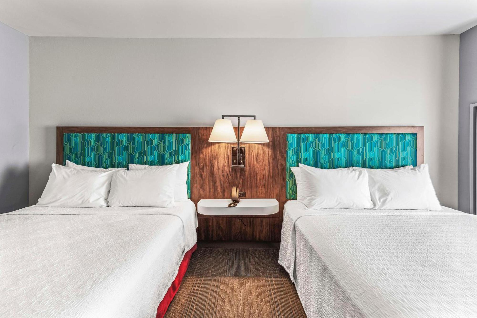 Hampton Inn Columbus-North Exteriér fotografie