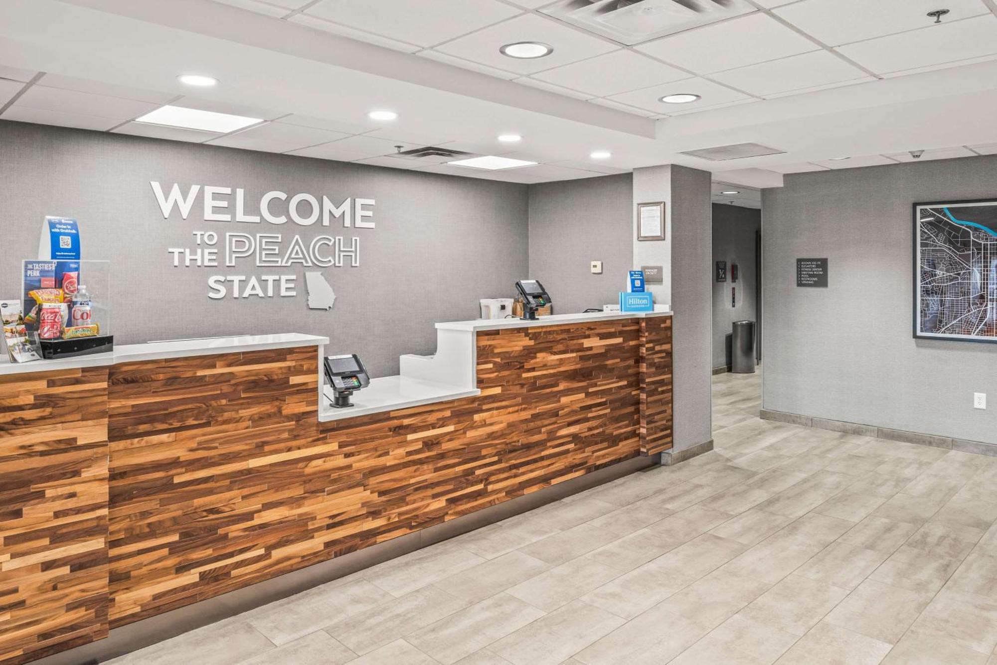 Hampton Inn Columbus-North Exteriér fotografie