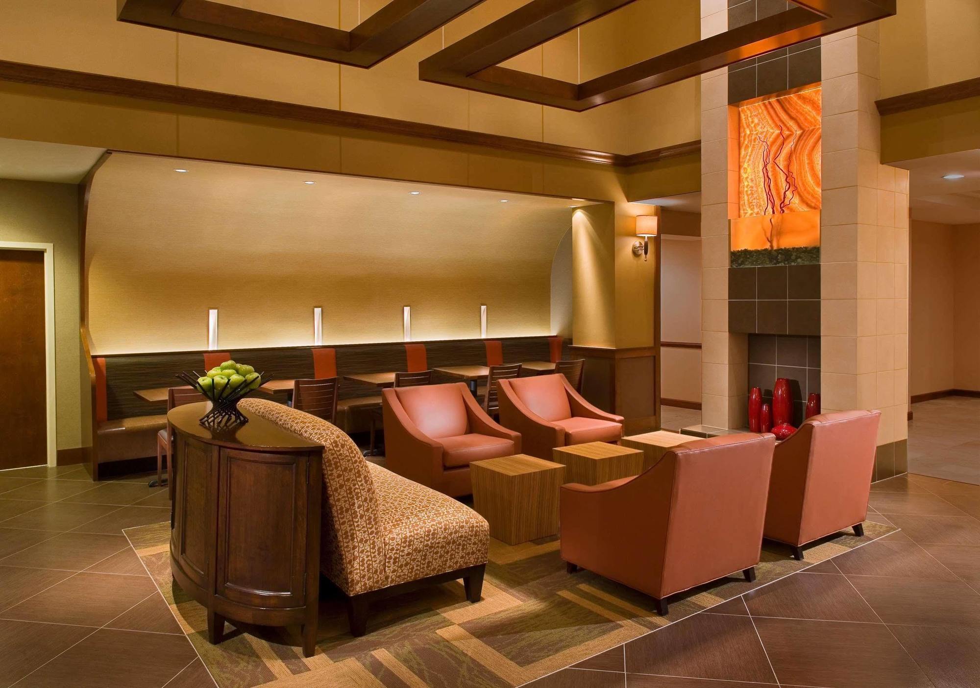 Hampton Inn Columbus-North Exteriér fotografie